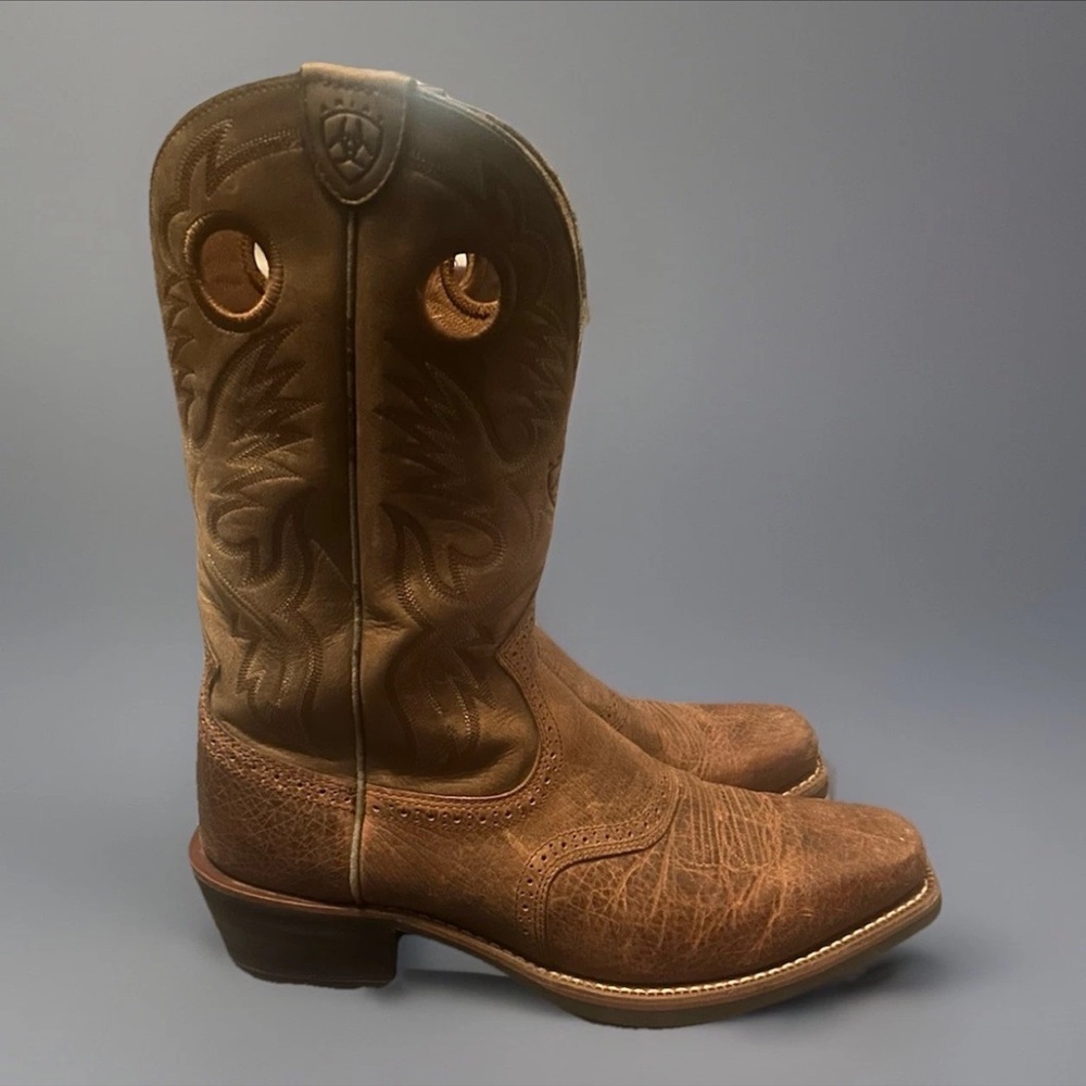 ARIAT MEN'S HERITAGE ROUGHSTOCK EARTH BROWN SQUARE TOE COWBOY BOOTS 12D 10002230 - Picture 2 of 12